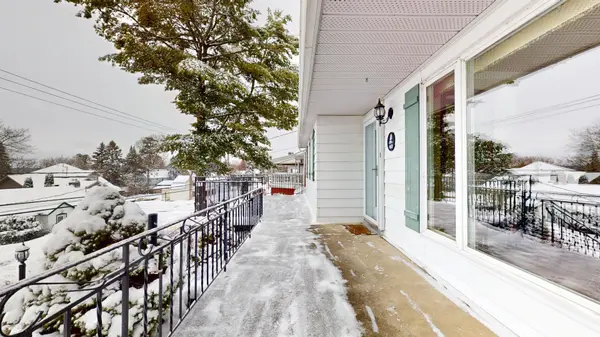 40 Jessie ST, Brockville, ON K6V 3M8