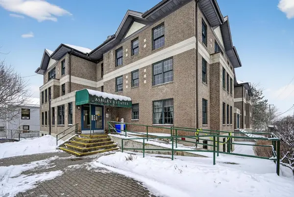 235 King ST E #307, Brockville, ON K6V 1C8