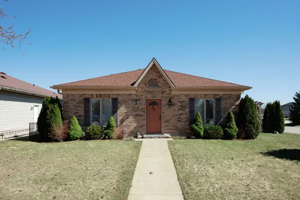 32 Robin ST, North Middlesex, ON N0M 1A0