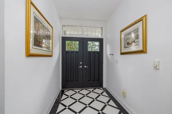 113 Centre ST, Niagara-on-the-lake, ON L0S 1J0