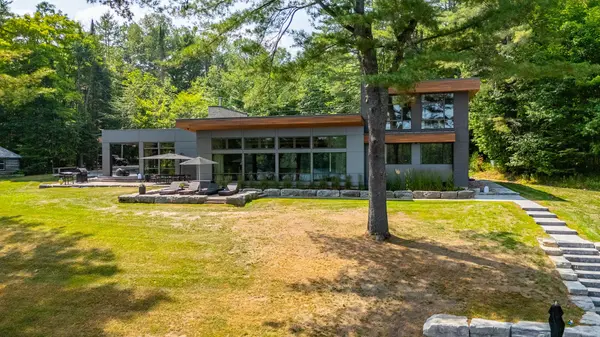 1085 Grace RD, Minden Hills, ON K0M 2K0