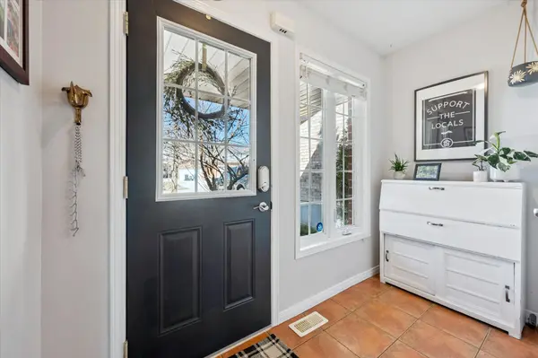 11 Warren ST, Guelph, ON N1E 7K4