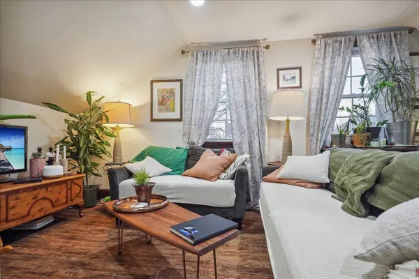 27 George ST, St. Catharines, ON L2R 5N3