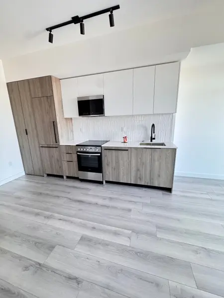 1635 MILITARY TRL #609, Toronto E10, ON M1C 1B2