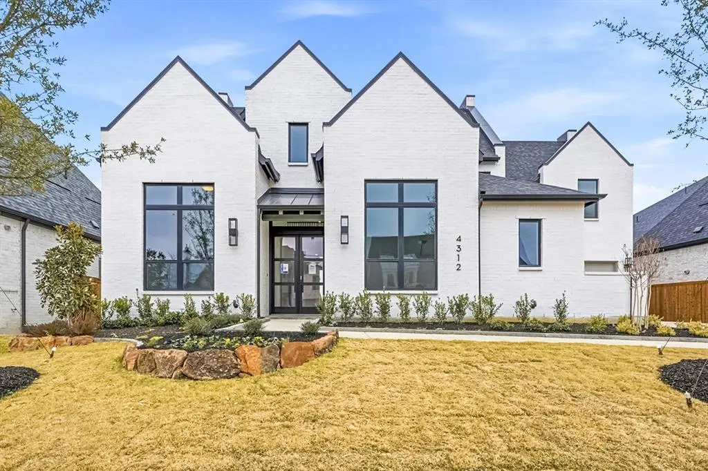 4312 Sandbrock Parkway, Aubrey, TX 76227