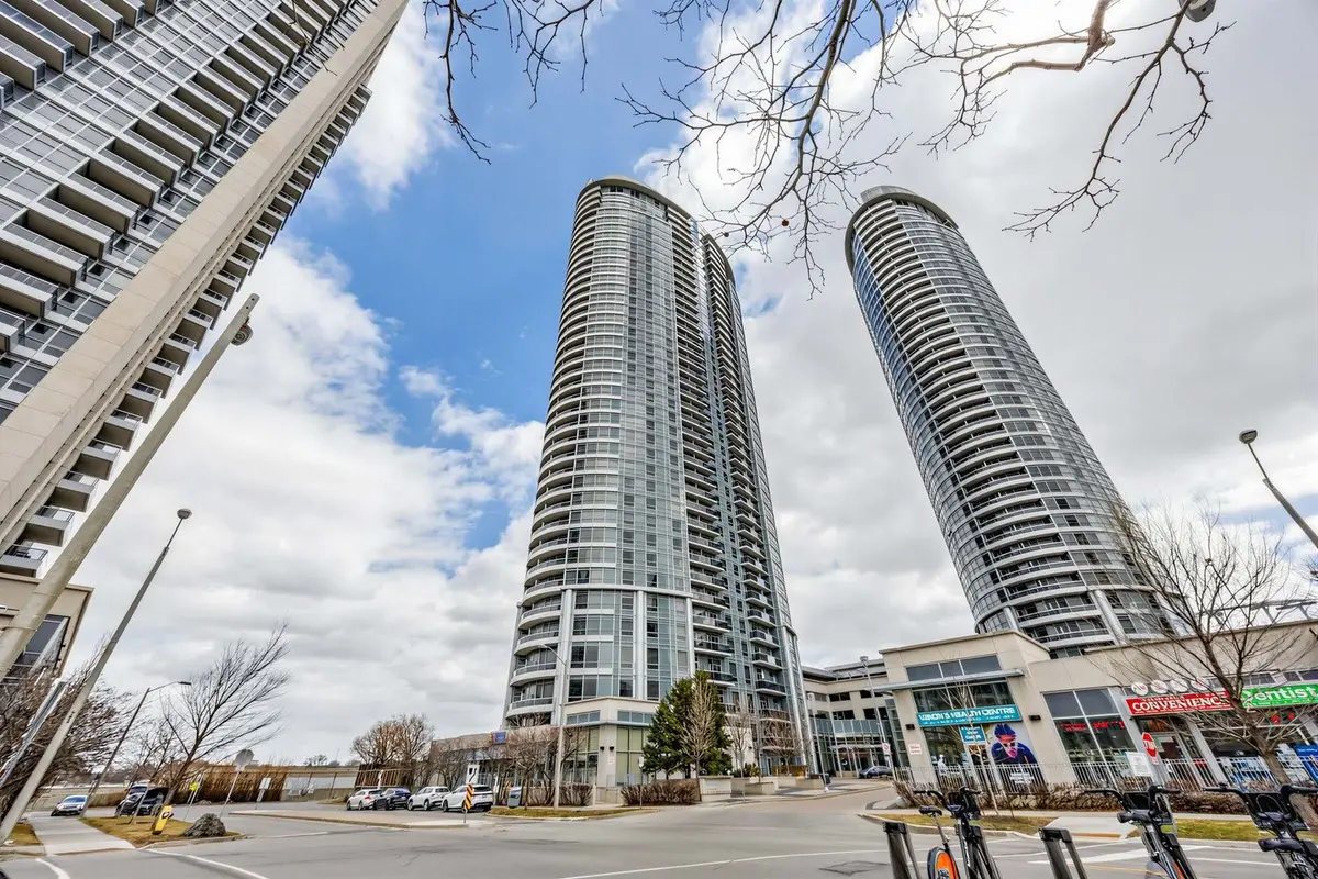 135 Village Green SQ #3918, Toronto E07, ON M1S 0G4