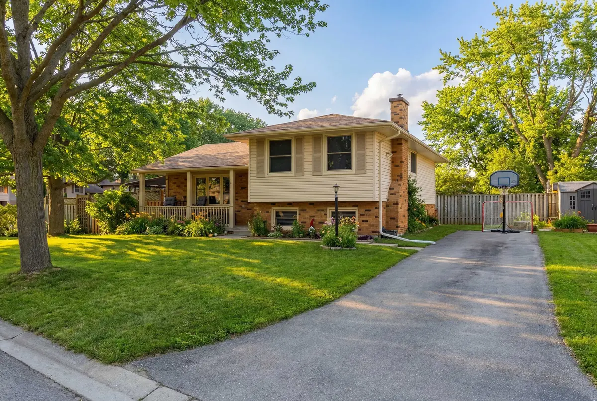 47 Fairlane RD, London South, ON N6K 3E3