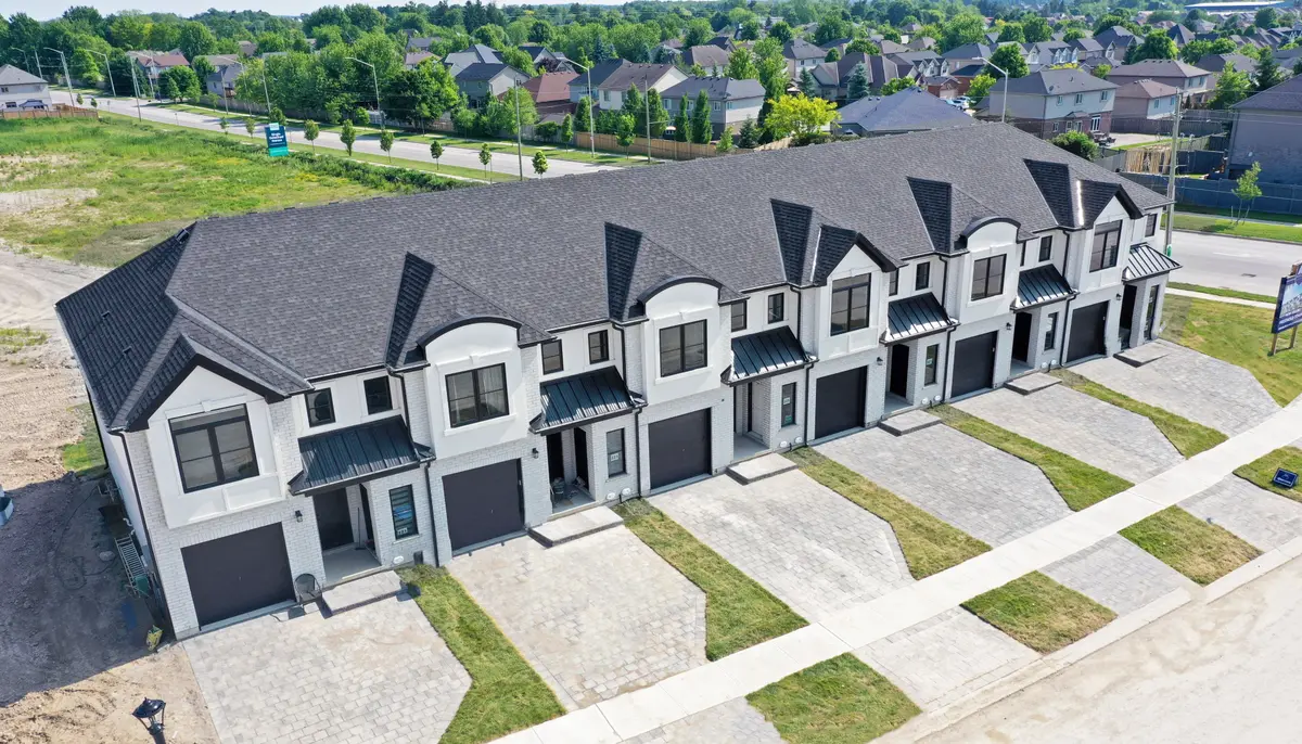 33 Purple Beech ST, Thames Centre, ON N0M 2P0