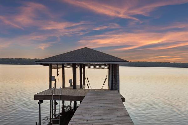 371 County Road 4874, Newark, TX 76071