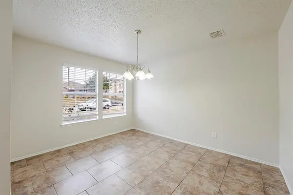 2454 Meadowgate Lane, Lancaster, TX 75134