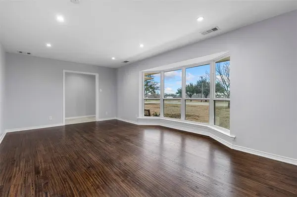 2917 Hickox Road, Rowlett, TX 75089