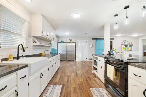 127 Farm Road 1499, Paris, TX 75460