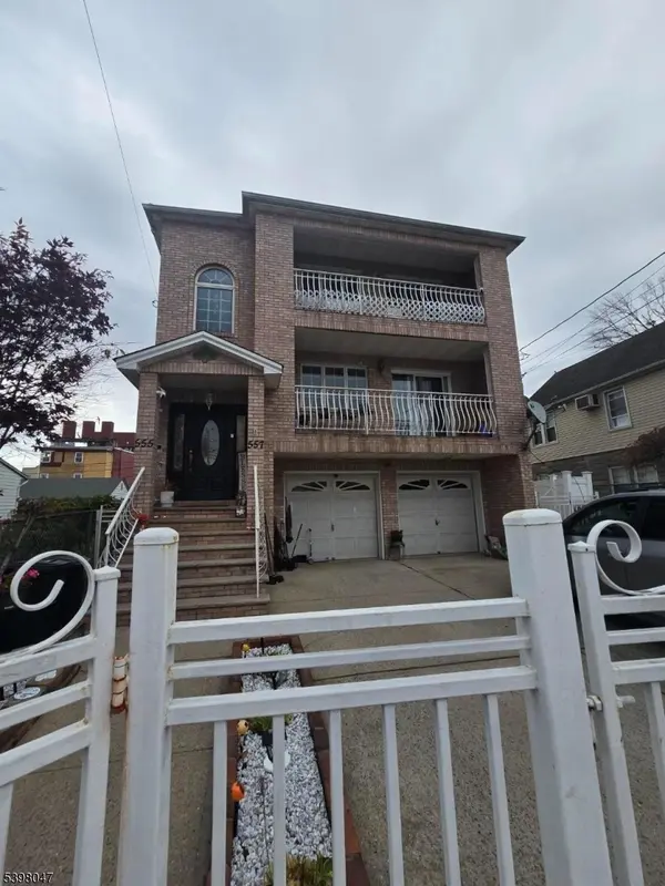 555-557 1 St Ave, Elizabeth City, NJ 07206