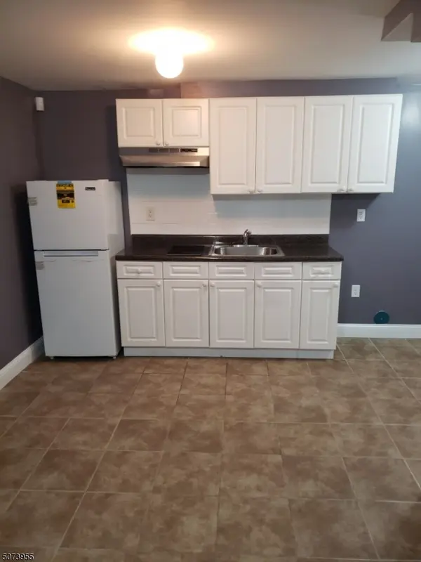 634 MAGNOLIA   AVE #1, Elizabeth City, NJ 07206