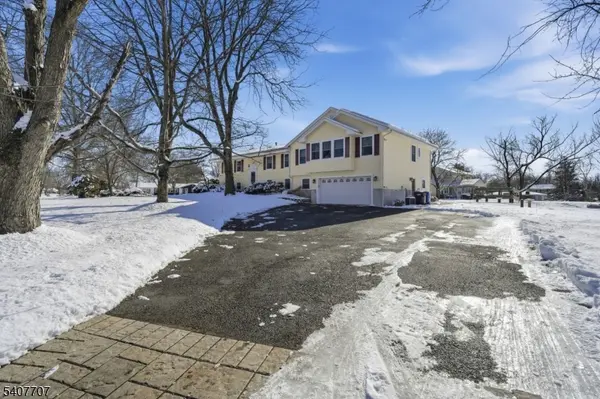 46 Arthur Rd, Hillsborough Twp., NJ 08844