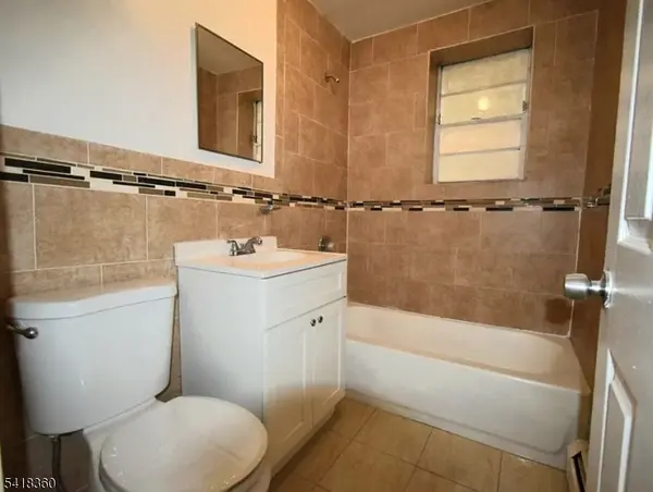 58 Underwood St #A4, Newark City, NJ 07106