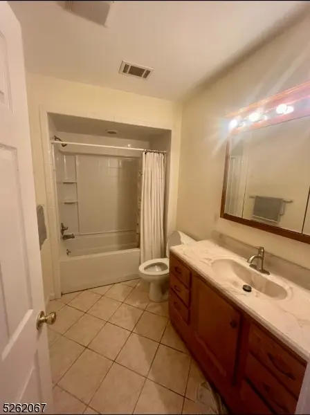 88 Buena Vista Ave, Hawthorne Boro, NJ 07506