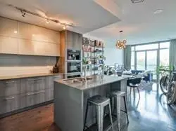 170 Avenue RD #409, Toronto C02, ON M5R 0A4