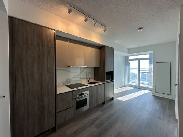 180 Front ST E #3608, Toronto C08, ON M5A 0A9