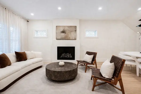 295 Strathmore BLVD, Toronto E03, ON M4J 1P9