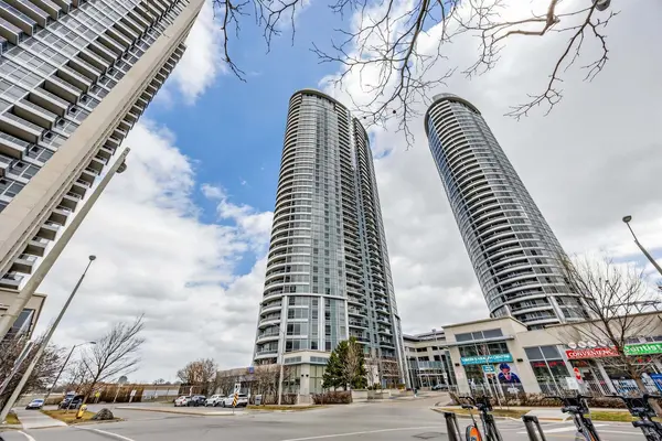 135 Village Green SQ #3918, Toronto E07, ON M1S 0G4