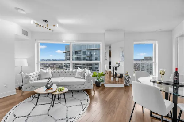 135 Village Green SQ #3918, Toronto E07, ON M1S 0G4