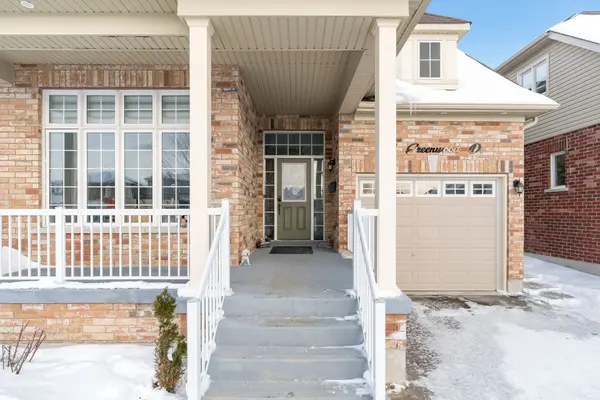 461 Greenwood DR, Essa, ON L3W 0R4