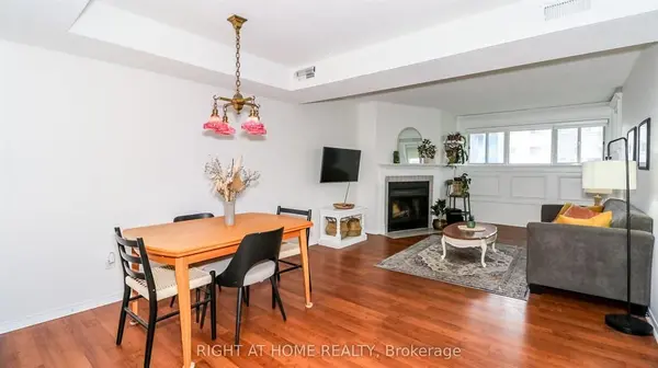 126 Bell Farm RD #113, Barrie, ON L4M 6J3