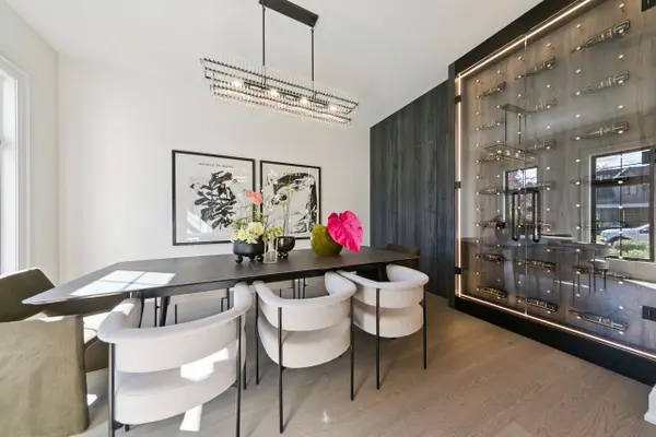 517 Stafford DR, Oakville, ON L6L 4M4