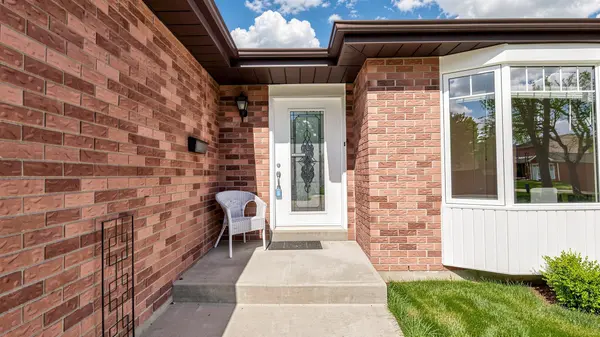 72 Nantucket CRES, Brampton, ON L6S 3X5