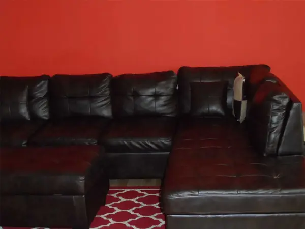 2130 Weston RD #906, Toronto W04, ON M6N 3R9