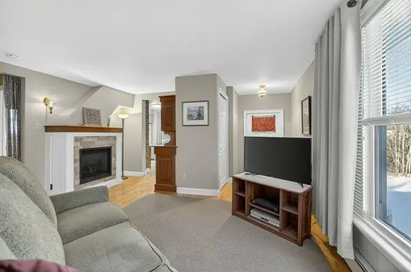 421 Hayes Line, Cavan Monaghan, ON K0L 2W0