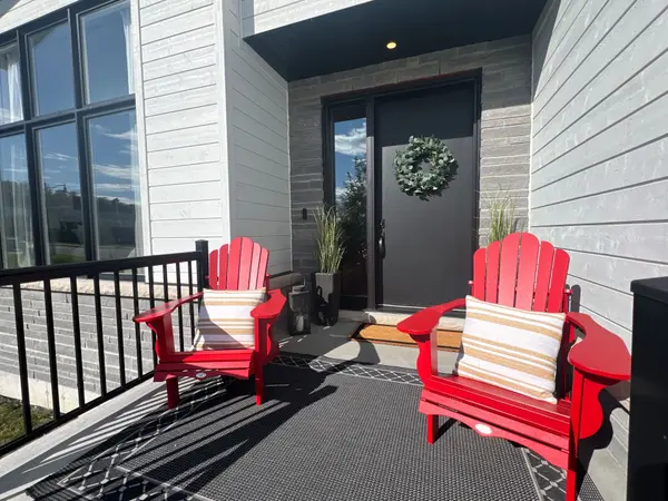 108 Goldie CT, Blue Mountains, ON N0H 1J0