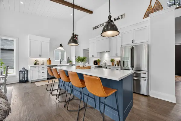 108 Goldie CT, Blue Mountains, ON N0H 1J0