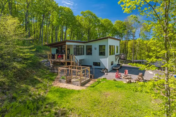 25 Natures WAY, Huntsville, ON P1H 0B4