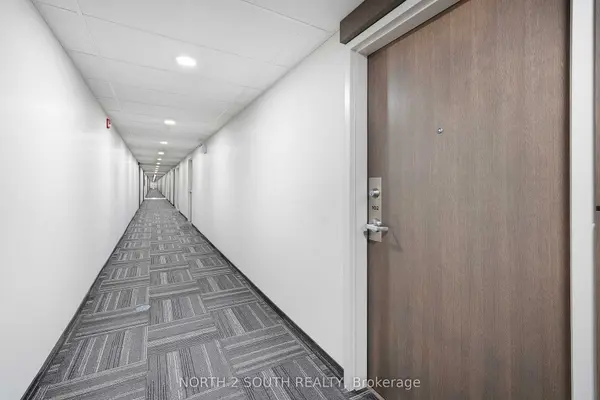 2550 Sandwich West Pkwy #102, Windsor, ON N9H 0A7