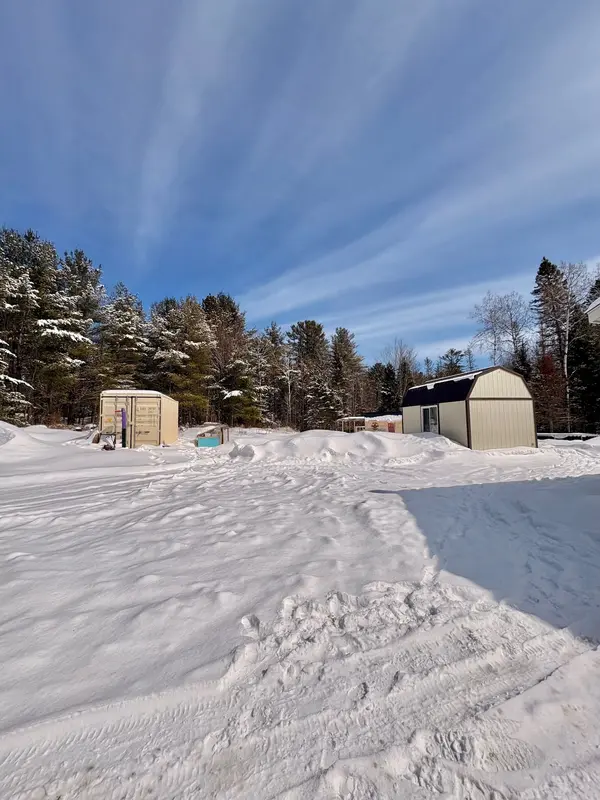 682 Donald ST, Papineau-cameron, ON P0H 1V0