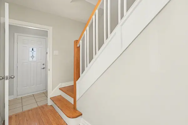 1071 Aldea AVE, Billings Bridge - Riverside Park And Area, ON K1H 8B8