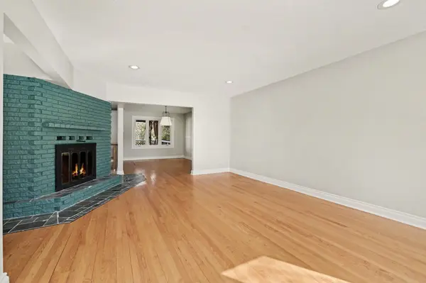 1071 Aldea AVE, Billings Bridge - Riverside Park And Area, ON K1H 8B8