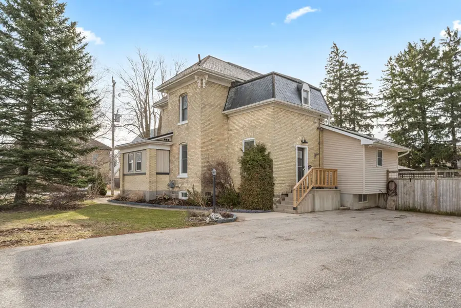 80 Nelson ST, Bluewater, ON N0M 1X0