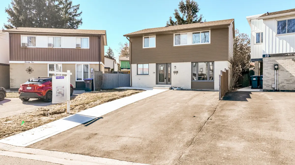 20 Hayden CT, Brampton, ON L6S 1Y3