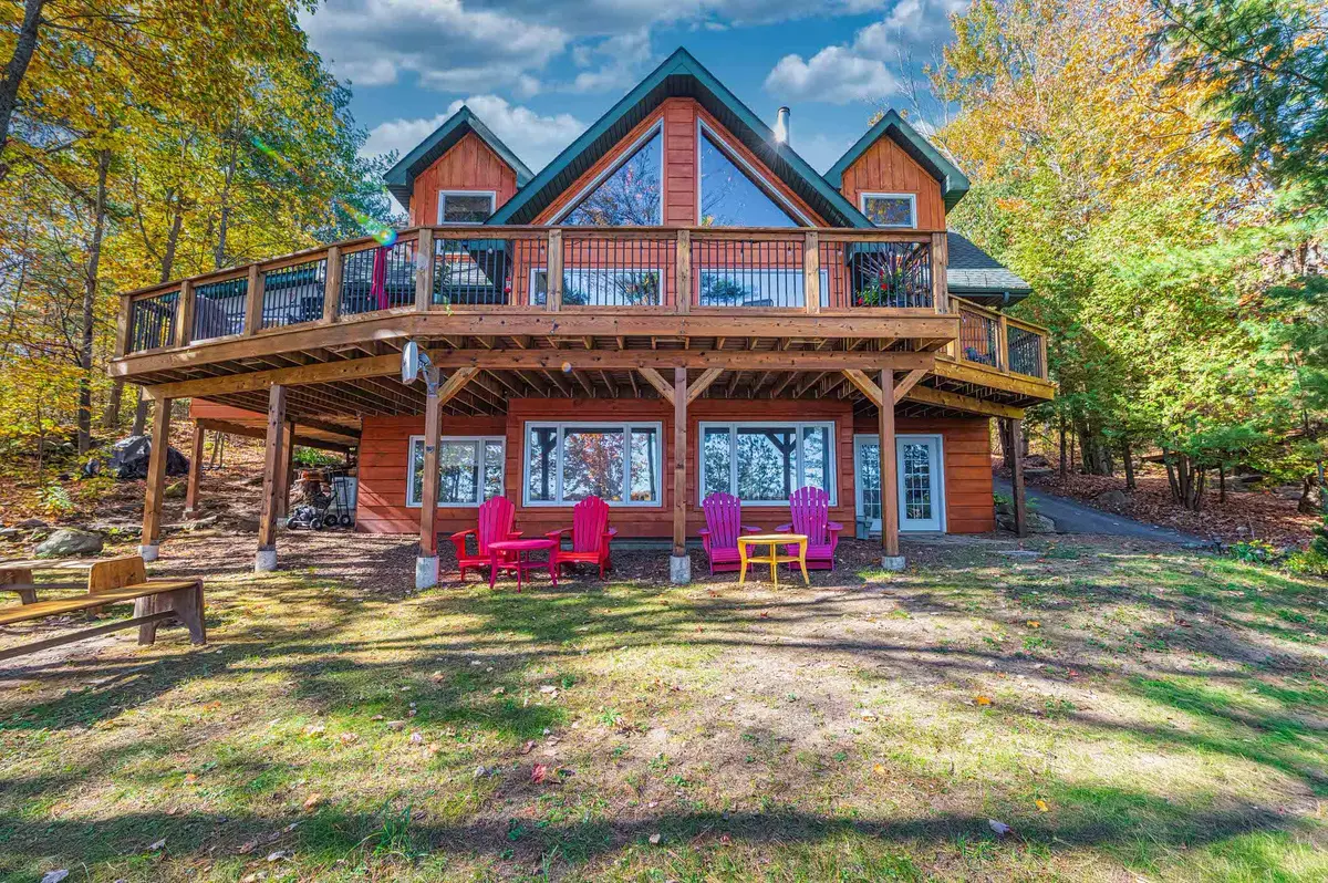 1015 Bluestone LN, Minden Hills, ON K0M 2K0