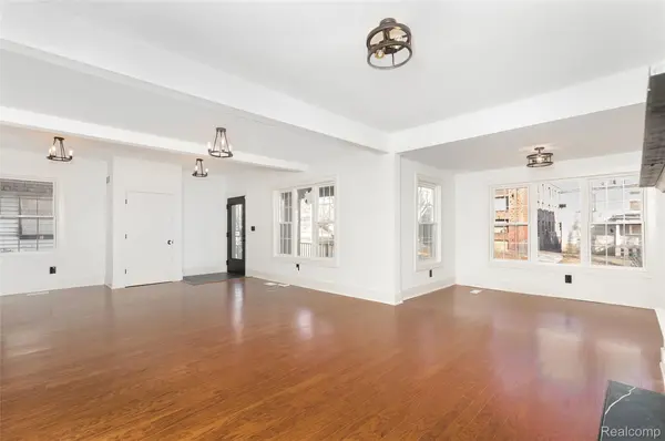 1583 Cadillac BLVD, Detroit, MI 48214