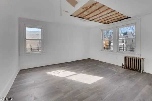 184 Sunset Ave, Newark City, NJ 07106