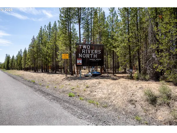 Teatable, Crescent Lake, OR 97733