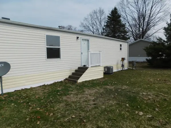 204 Landmark ST, Sparta Twp, MI 49345
