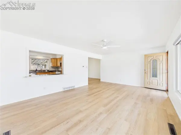 522 Ponderosa DR, Colorado Springs, CO 80911