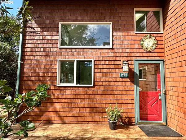 277 N DOLPHIN ST, Rockaway Beach, OR 97136