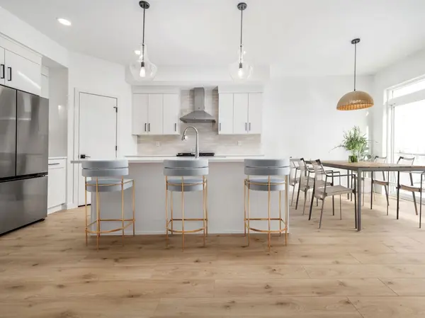 114 Miners RD W, Lethbridge, AB T1J5V1