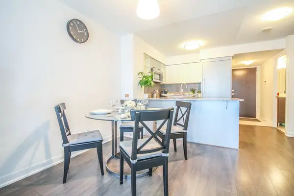 5168 Yonge ST #1802, Toronto C07, ON M2N 0G1